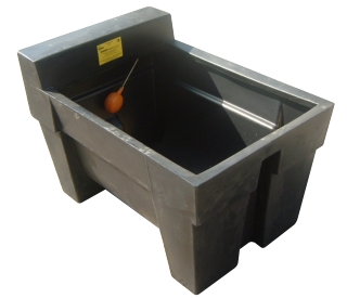 Sturdy Equestrian Drinking Trough 40gal