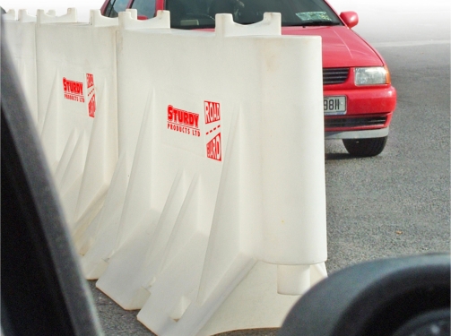 Sturdy Super Road Guard Barrier